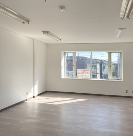 姫路市書写の店舗一部の居間・リビング