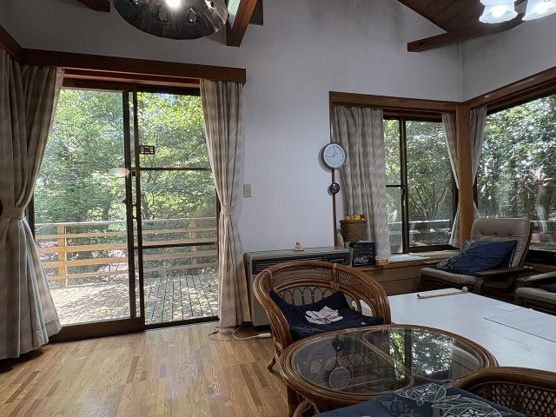 【居間・リビング】 | 東急天城高原別荘地　戸建