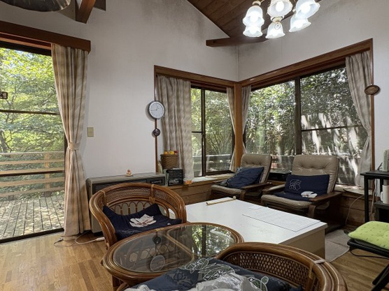 【居間・リビング】 | 東急天城高原別荘地　戸建