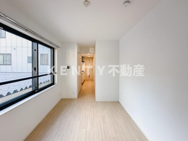 【居間・リビング】 | スカイコートリュクス品川大崎 | こちらの居間で趣味の時間をお楽しみください