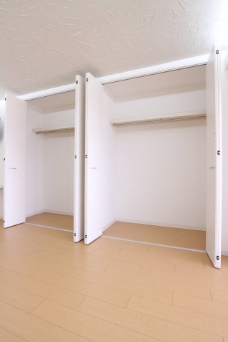 舞子台サニーハイツの収納