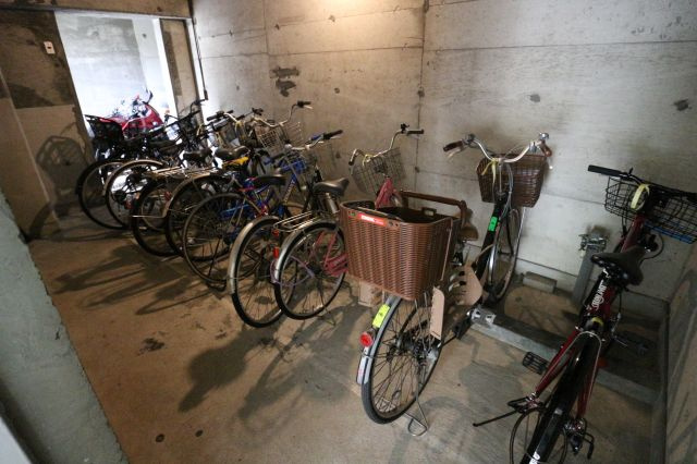 舞子台サニーハイツの外観