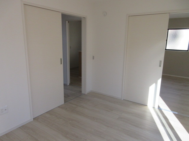 【仲介手数料無料】新築戸建　嵐山町川島1568-2（全2棟）の洋室