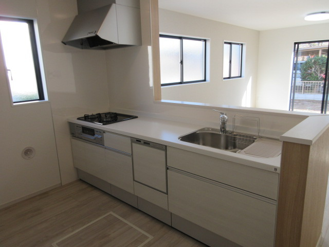 【仲介手数料無料】新築戸建　嵐山町川島1568-2（全2棟）のキッチン