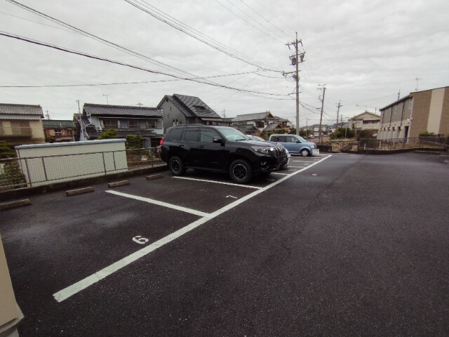 伝兵衛の駐車場