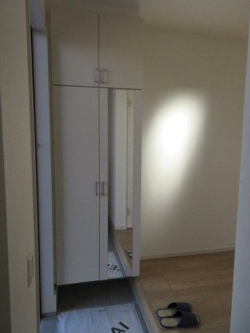 【仲介手数料無料】新築戸建　嵐山町川島1568-2（全2棟）の玄関