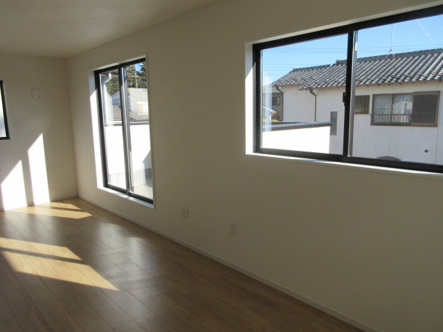 【仲介手数料無料】新築戸建　嵐山町川島1568-2（全2棟）の洋室