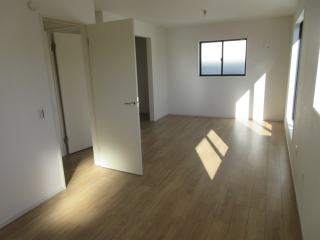 【仲介手数料無料】新築戸建　嵐山町川島1568-2（全2棟）の洋室