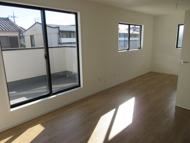 【仲介手数料無料】新築戸建　嵐山町川島1568-2（全2棟）の洋室