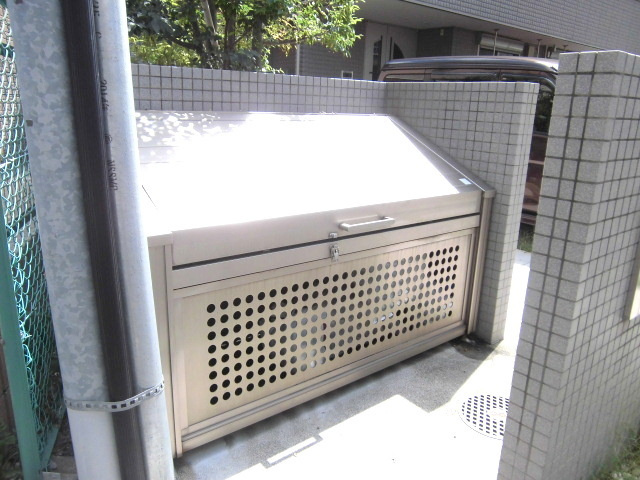 ラピュタのその他共用部分|★ゴミストッカー★
