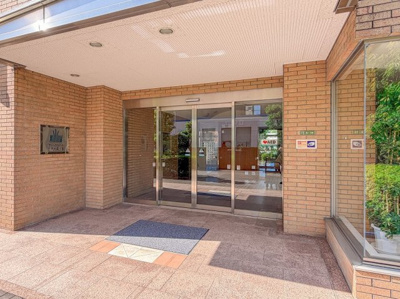 【エントランス】 | アールヴェール文京大塚公園 | 毎日通るエントランスはこのようになっています