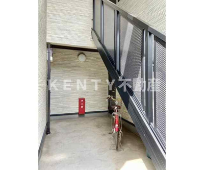 【エントランス】 | メープルハウス | 毎日通るエントランスはこのようになっています