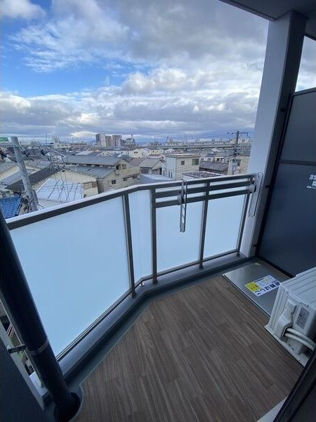 ArtizA新大阪D.C.のバルコニー