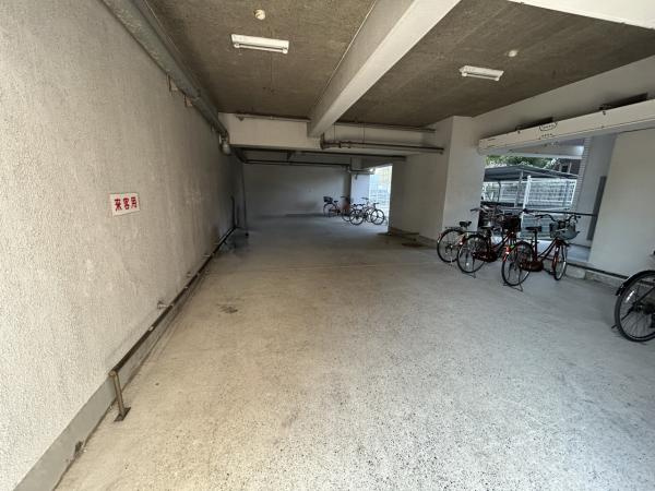 【駐車場】 | 駐輪場もございますのでファミリーでも安心です。
