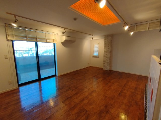 ＨＡＴＡＹＡアパートメントの居間・リビング