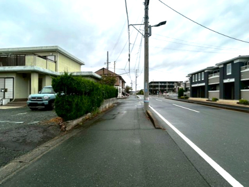 中古住宅　豊橋市牟呂水神町1番9外の前面道路含む現地写真