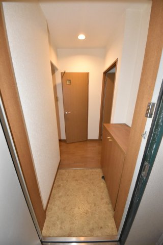 ニットーハイツの玄関