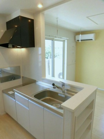 レジデンス北岩田のキッチン|使いやすいキッチンです