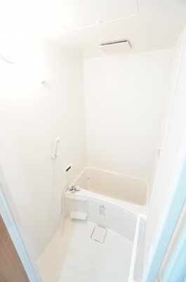 【浴室】 | グランフェリオ本千葉 | ※同物件・同タイプの写真です。