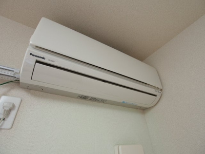 【設備】 | スリーハーブズ狭山Ⅰ番館 | エアコン（洋室）