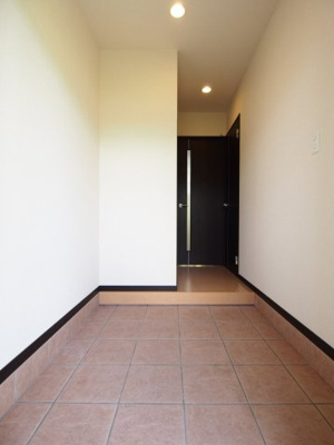 【玄関】 | スリーハーブズ狭山Ⅰ番館