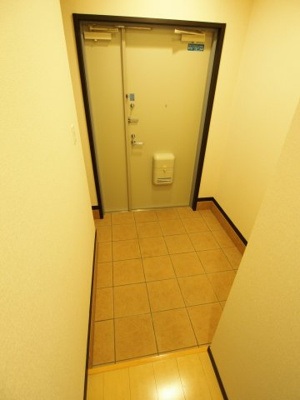 【玄関】 | スリーハーブズ狭山Ⅰ番館