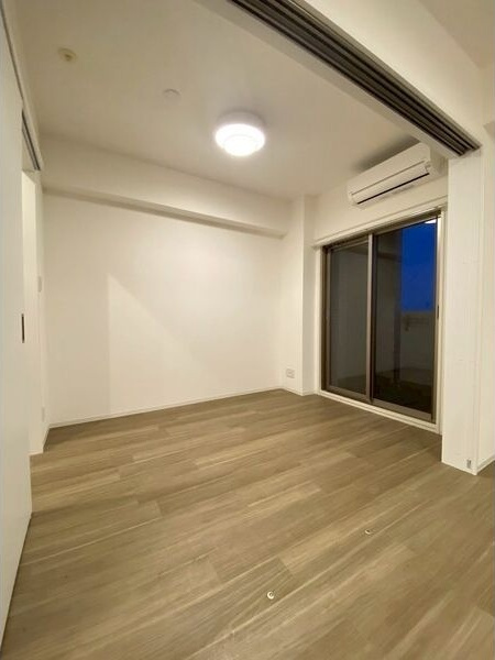 セノアタワー新大阪の洋室