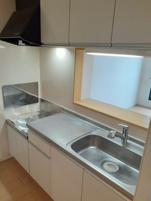 【キッチン】 | メゾンミルフィーユ　Ａ | コンパクトなキッチンで掃除もラクラク