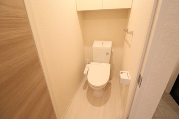 D-ROOM姉体のトイレ