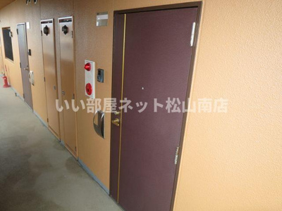 【玄関】 | マリベール・ナトゥーア