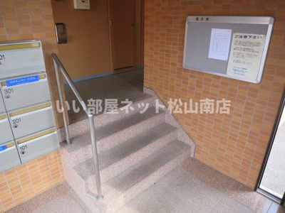 【ロビー】 | マリベール・ナトゥーア