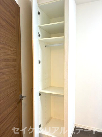 ガーデンブリーズ光の街　2階部分の収納|ちょっとした収納スペースも充実しています