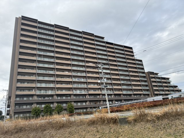 ガーデンブリーズ光の街　2階部分の外観|2024年大規模修繕実施済み