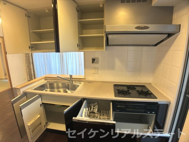 ガーデンブリーズ光の街　2階部分のキッチン|使いやすいキッチンです