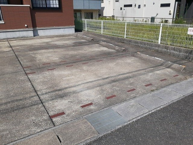むくのき荘の駐車場