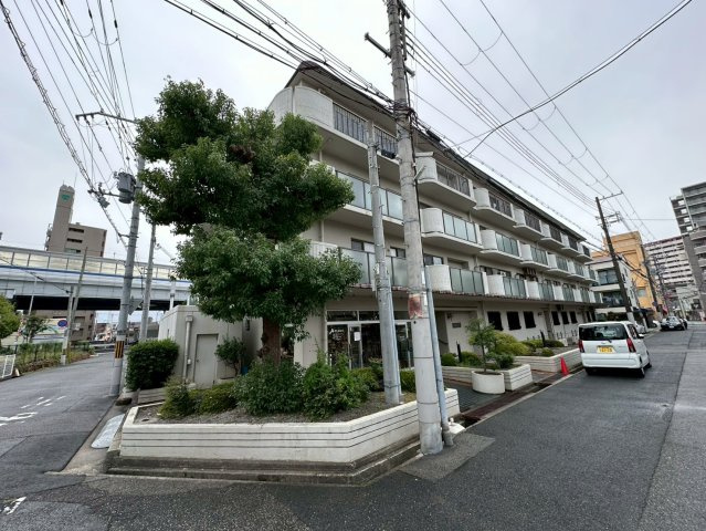 東灘スカイハイツの外観