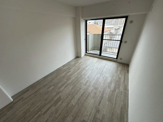 東灘スカイハイツの居間・リビング