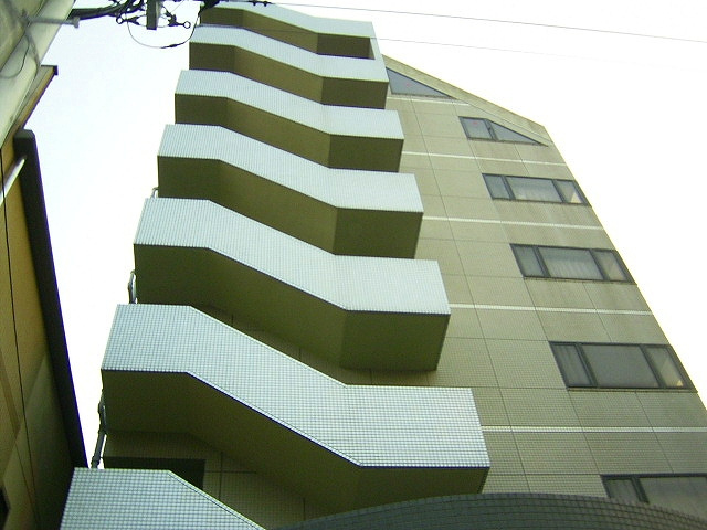 HAKUSAN Y BUILDINGの外観