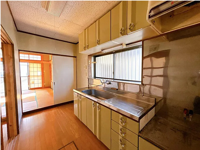 高崎市下佐野町　中古999のキッチン