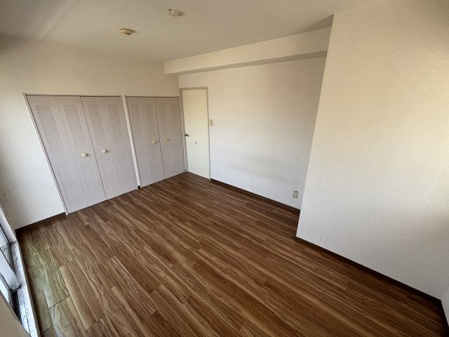 ＬＥＯ拾八番館の寝室