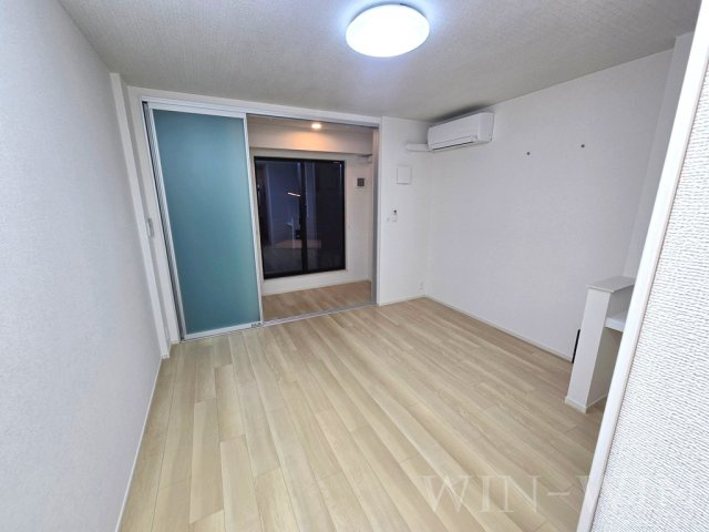 フリーデンハイム小浜の洋室