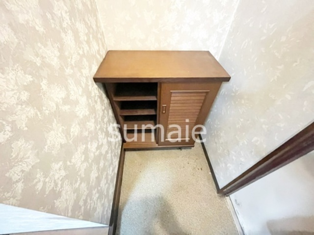 上小ハイツの玄関|シューズボックスです