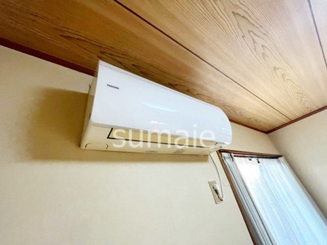 上小ハイツの収納|エアコン付きです