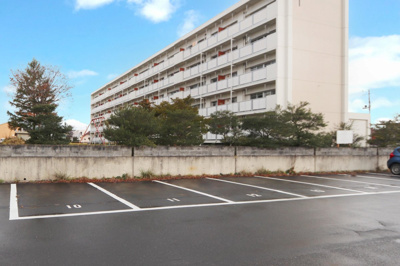 【駐車場】 | ビレッジハウス北常盤台2号棟