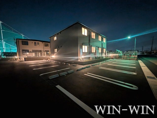 アイビー コート Aの駐車場