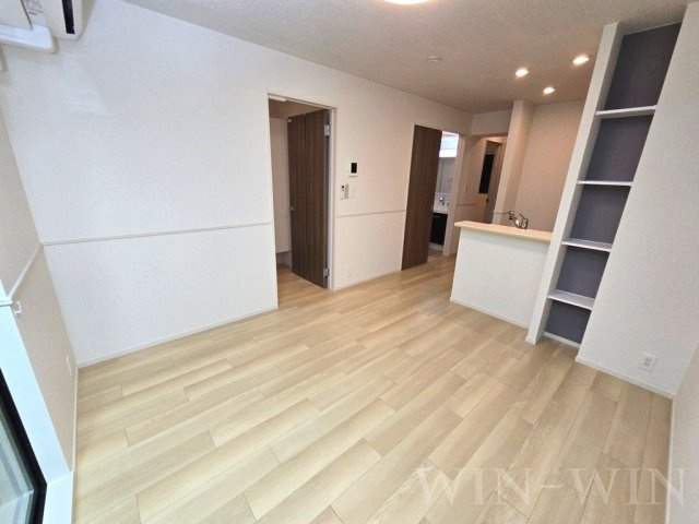 アイビー コート Aの居間・リビング