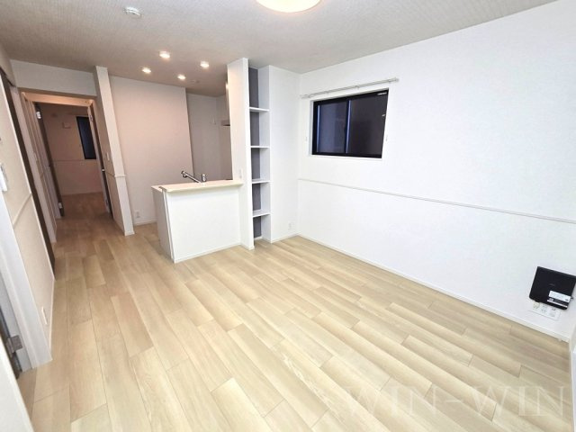 アイビー コート Aの居間・リビング