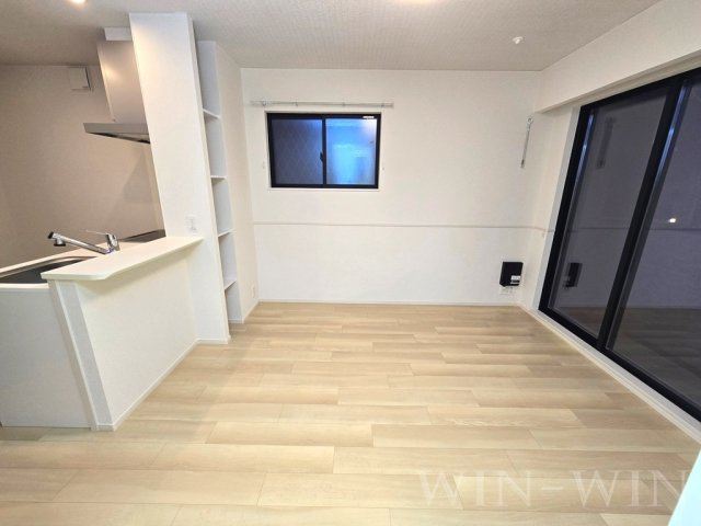 アイビー コート Aの居間・リビング