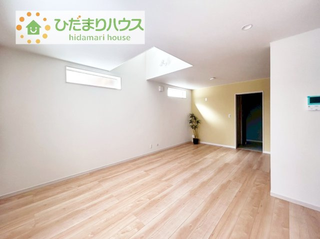 【居間・リビング】 | 我孫子市若松　新築戸建　A号棟 | 家族団らんの時間も増えそうなくつろぎのLDK☆