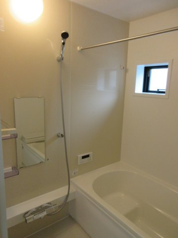 【仲介手数料無料】新築戸建　東松山市石橋1790-36（全1棟）の浴室